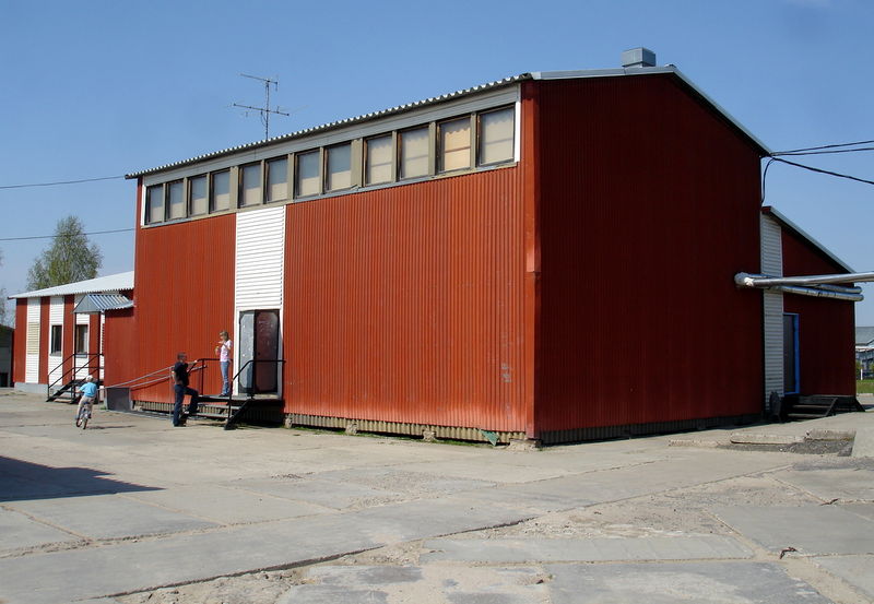 Файл:Ru nuksenica pos gazovikov club 10.JPG