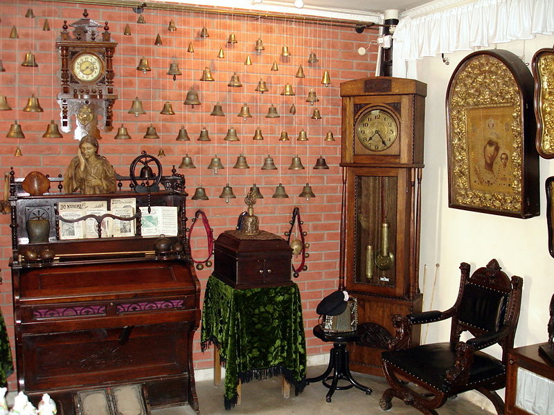 Файл:Ru yaroslavl museum music taim bell 08.jpg