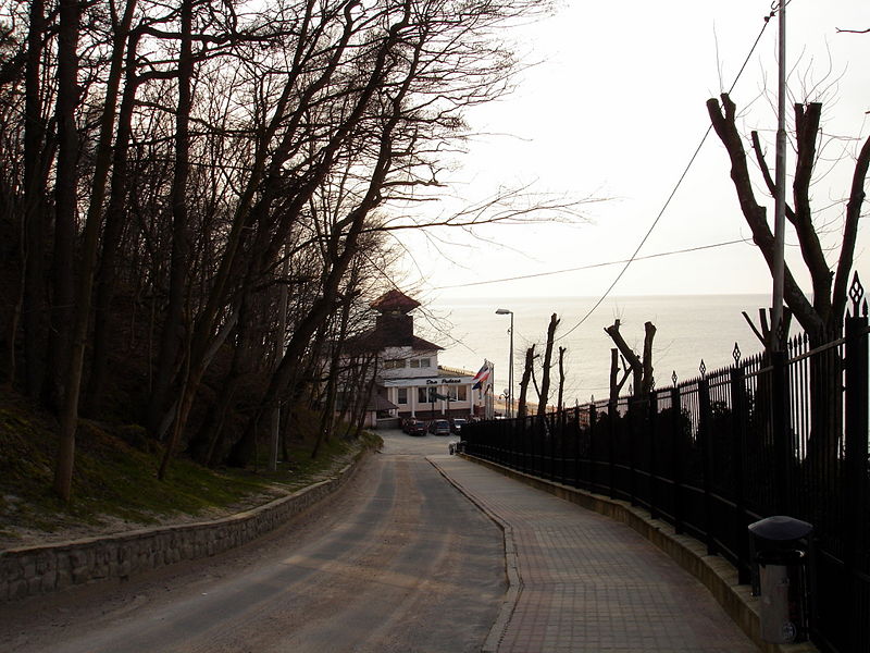 Файл:Ru svetlogorsk spusk grand hotel 08.jpg