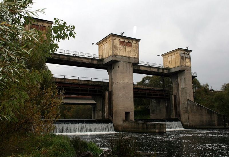 Файл:Ru obninsk protva plotina 08.jpg
