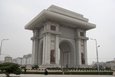 Dprk pyongyang triumph gate 05.jpg