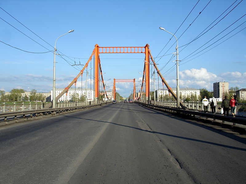 Файл:Ru arkhangelsk bridge kuzne4evsky kuzne4eha river 08.JPG
