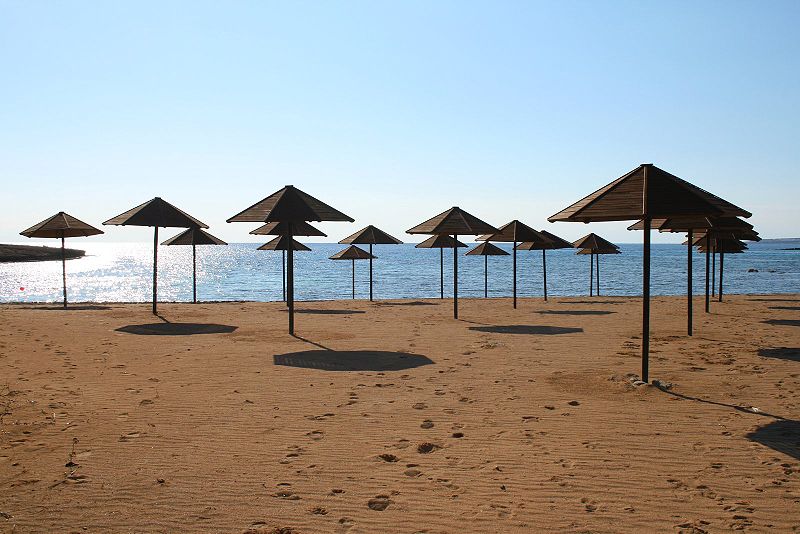 Файл:CY Agia Napa Winter Beach.jpg