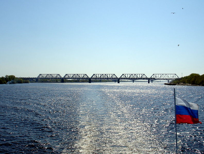 Файл:Ru yaroslavl volga rail way bridge 08.jpg