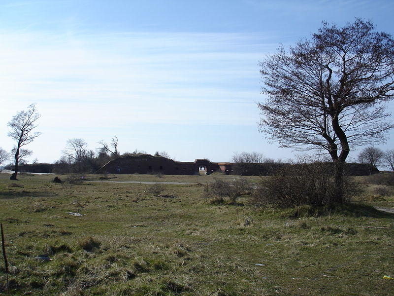 Файл:Ru baltiysk kosa fort zapadnja ruine 08.jpg