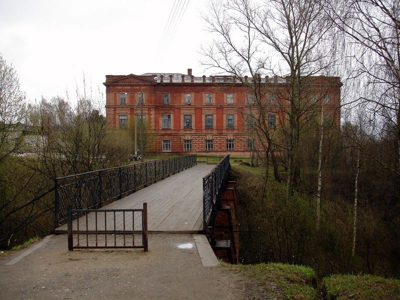 Файл:Ru totma petrovskaja remeslennaja school 10.JPG