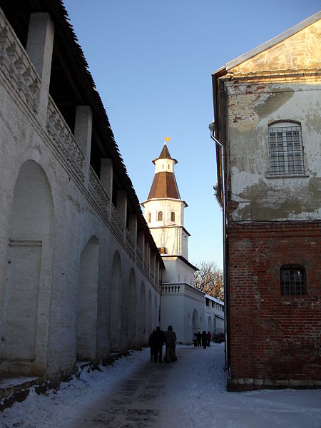 Файл:Ru novoierusalimsky monastery turn elizavetinskaja nadvratnaja 09.jpg