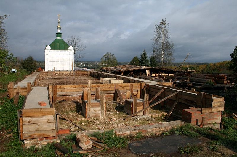 Файл:Ru borovsk church pokrova presvjatoj bogorodicy fundament 08 123.jpg