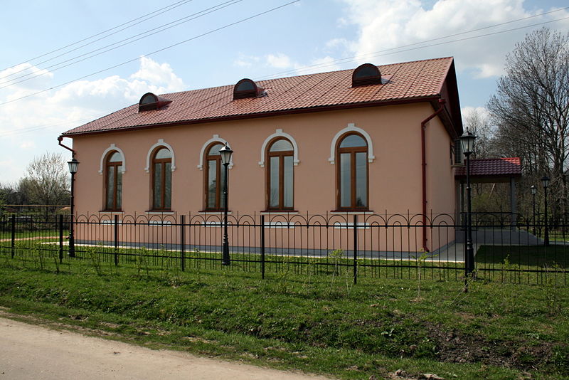Файл:Ru orel region spasskoe lutovinovo vystavo4nyj zal 08.jpg