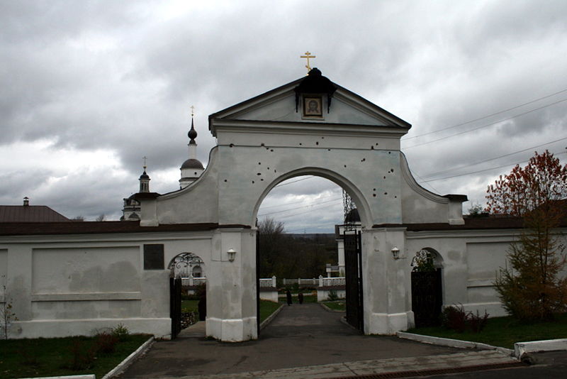 Файл:Ru malojaroslavec monastery blue tor 08.jpg