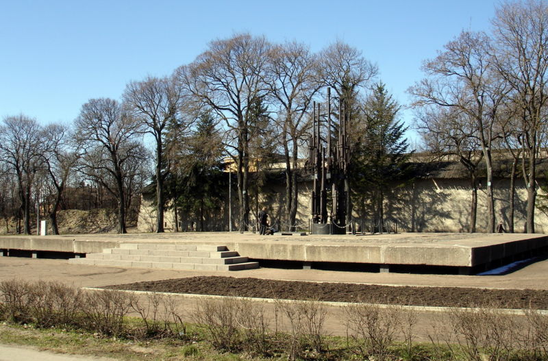 Файл:Ru pskov ve4nyj ogon 07.JPG