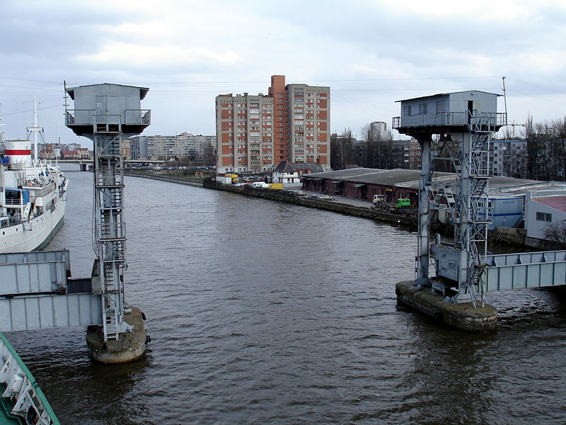 Файл:Ru kaliningrad old rail bridge 08.jpg