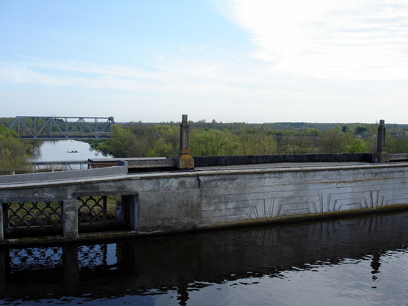 Файл:Ru moscow kanal bridge sestra river 08.jpg