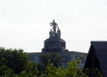 Ru vosto4ny nasos station sculpture 10.JPG