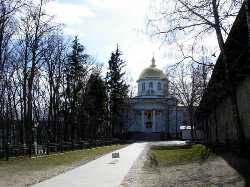 Файл:Ru peshory pskovo pechersky monastery mihajlovskij sobor 07.JPG