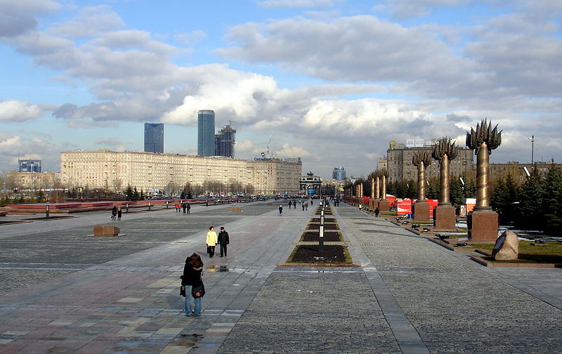 Файл:Ru moscow pobeda square 08.JPG