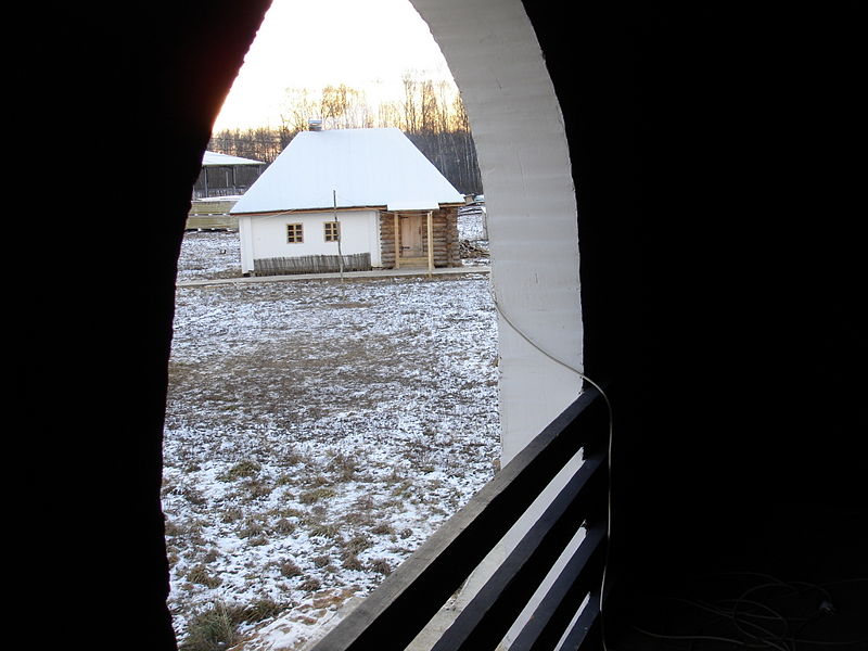 Файл:Ru kaluga region etnomir view iz pe4ki 08.jpg