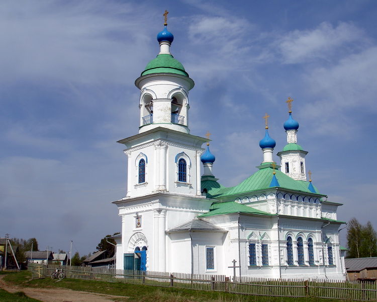 Файл:Ru ust pe4enga church pokrova presv bogorodicy 10.JPG