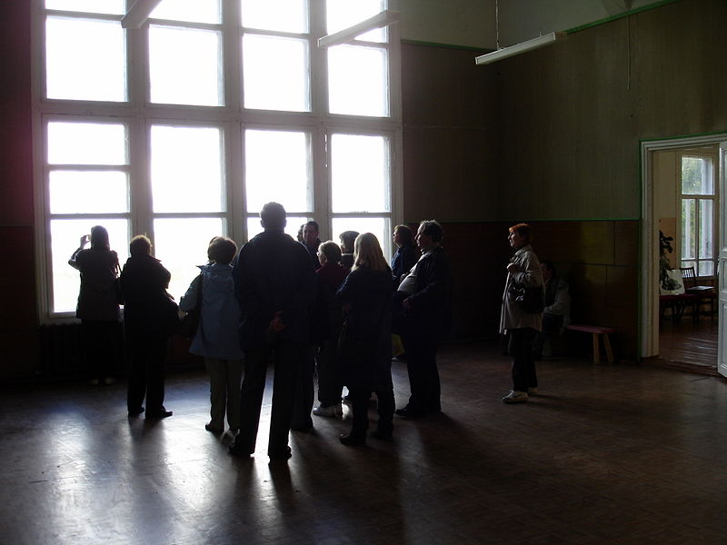 Файл:Ru krasnoborsk borisov home masterskaja 08.JPG