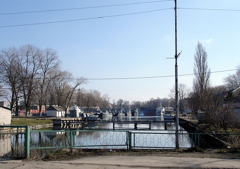 Файл:Ru baltiysk war boat 08.jpg