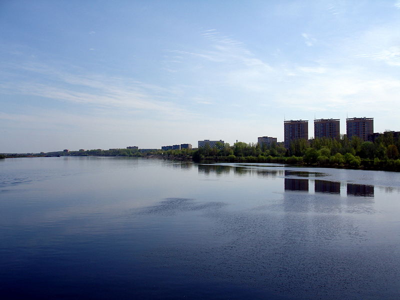 Файл:Ru moscow region dubna pravyj bereg panoram 08.jpg