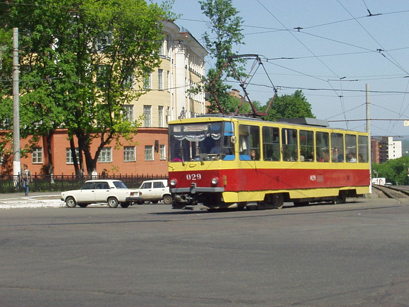 Файл:RU A tram in Kursk.JPG