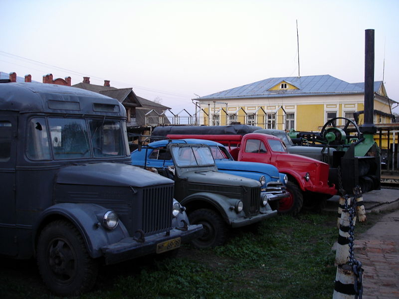 Файл:Ru myshkin museum narodny gaz auto 08.jpg