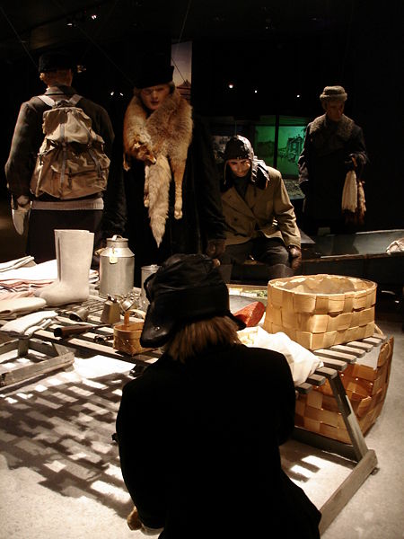 Файл:Fi rovaniemi arktikum exposition kraeved 09.jpg