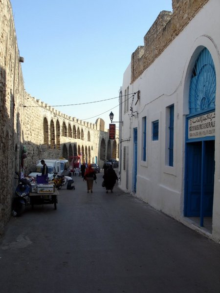 Файл:Tn sus medina street 2 06.JPG