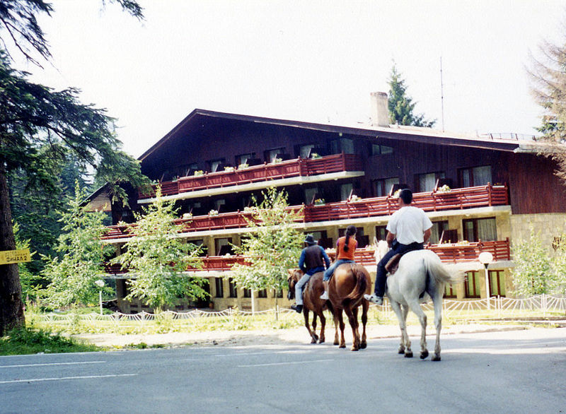 Файл:Bg borovec hotel 02.jpg