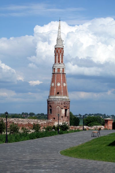 Файл:RU Kolomna Old Golutvin Tower.JPG