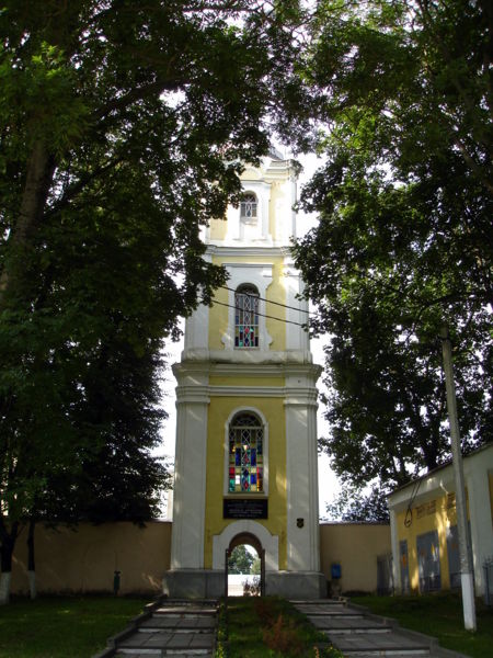 Файл:By nesviz benedektinok monastery vorota kolokolnja 09.jpg