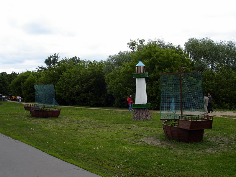 Файл:Ru moscow tushino vmf museum entrance 08.jpg