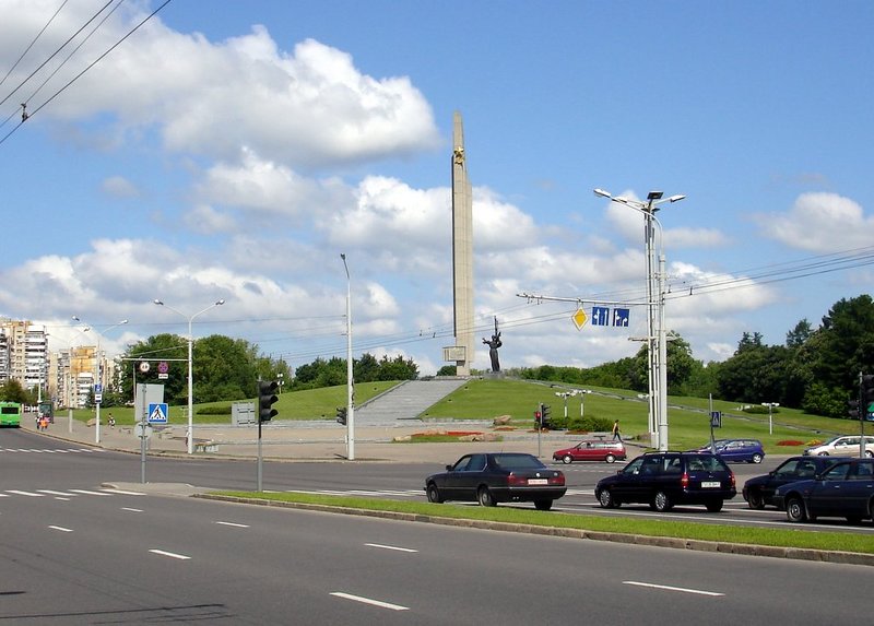 Файл:By minsk monument gorod geroy 06.jpg