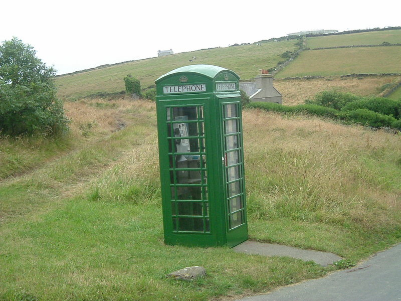 Файл:Im Green Manx phone box.JPG