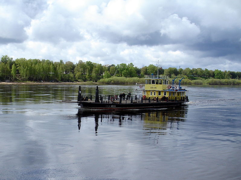 Файл:Ru krasnoborsk s dvina ferry sp 14 08.JPG