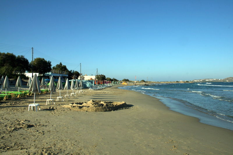 Файл:GR Naxos St Georgios Beach 2007.JPG
