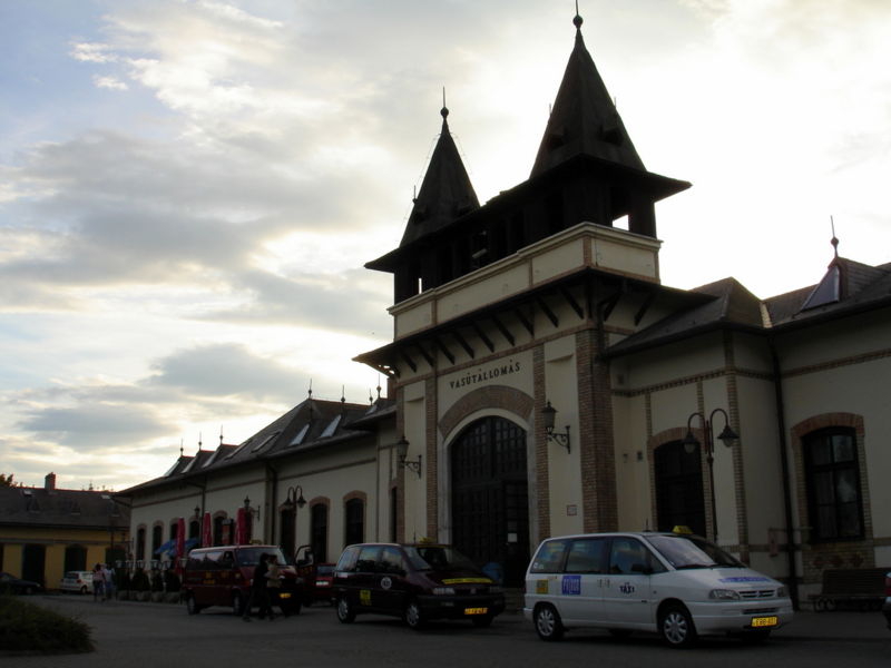 Файл:Hu siofok railway station 07.JPG