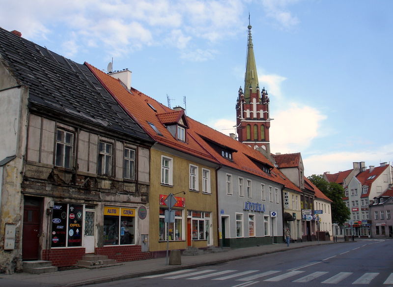 Файл:Pl ketrzyn street sikorskiego 09.jpg