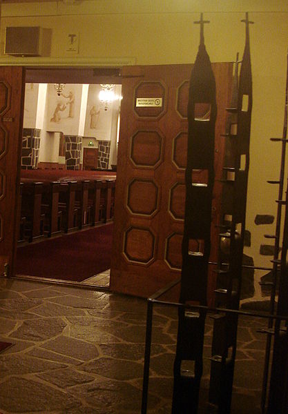 Файл:Fi rovaniemi cathedral interier 09.jpg