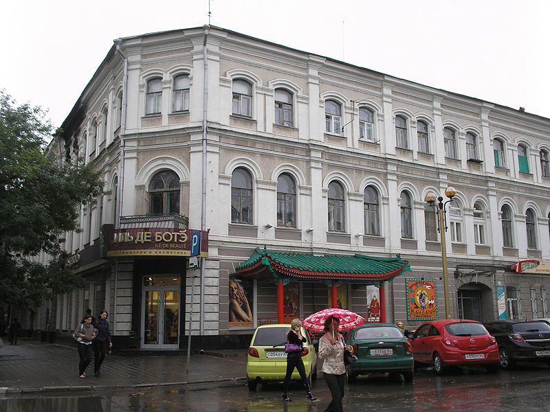 Файл:RU Saratov The house in which lived Yablochkov.JPG
