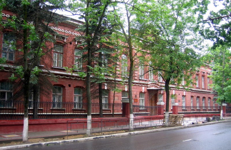 Файл:Ru kaluga gimnazija N9 kutuzova street 07.jpg