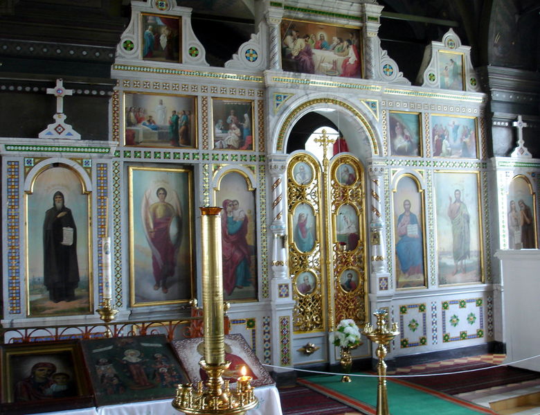 Файл:Ru ust pe4enga church pokrova presv bogorodicy ikonostas 10.JPG