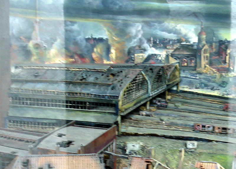 Файл:Ru kaliningrad bunker ljascha diorama hauptbahnhof 08.jpg