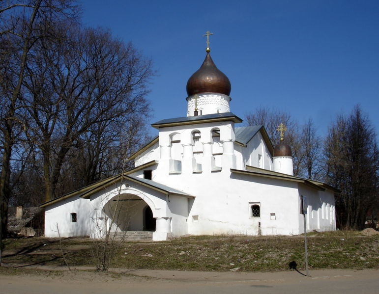 Файл:Ru pskov church voskresenija so stadischa 07.JPG