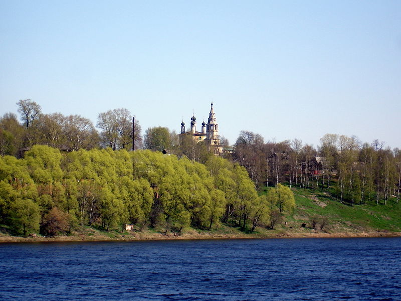 Файл:Ru tutaev romanov spaso arhangelskaja churche 08.jpg