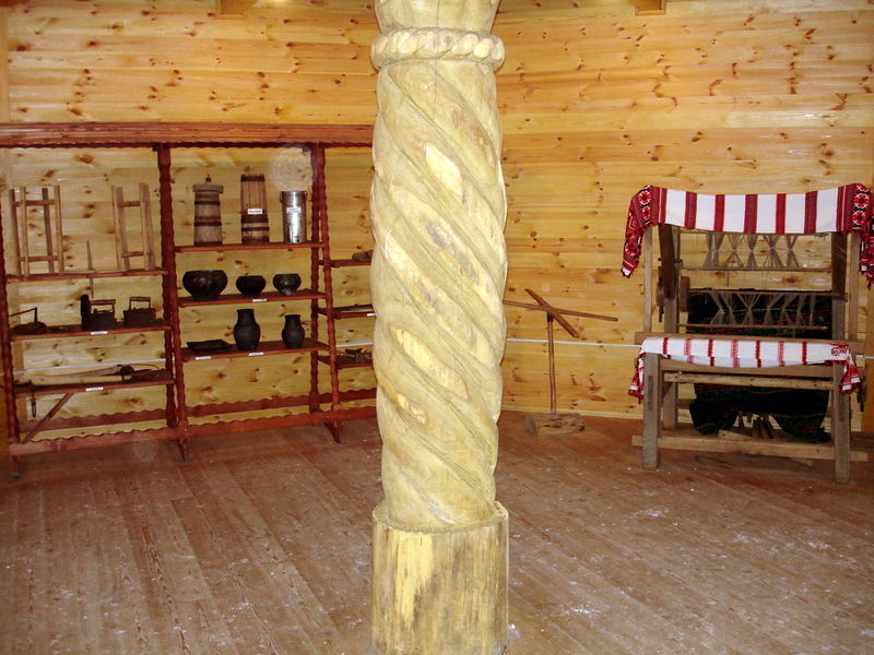Файл:By puszcza rezidenc museum byta exposition 10.JPG