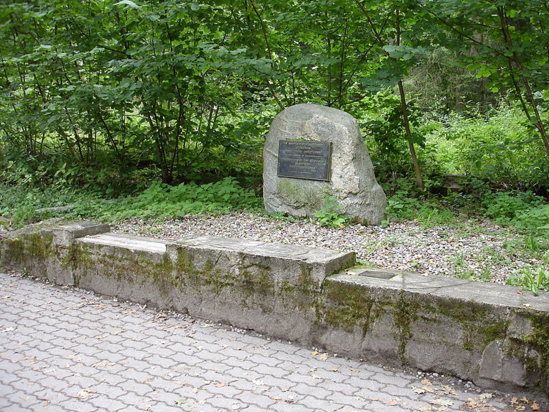 Файл:Pl wolfsschanze mesto pokuschenija 09.jpg