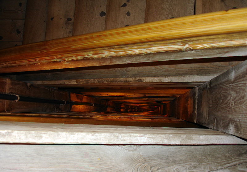 Файл:Pl wieliczka kopalnja 1 lestnica 09.jpg