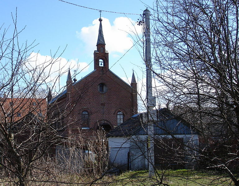 Файл:Ru kaliningrad region kursskaja kosa rybacij church 1873 08.jpg